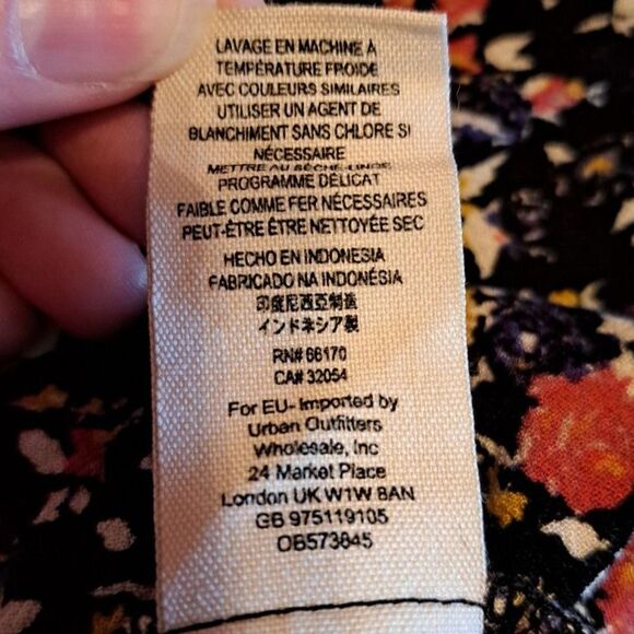 Free People Wildflower Fields Multi Color Long Sleeve Henley Top Size Small - Picture 12 of 12